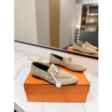 에르메스 여성 스웨이드 로퍼 001-182172
