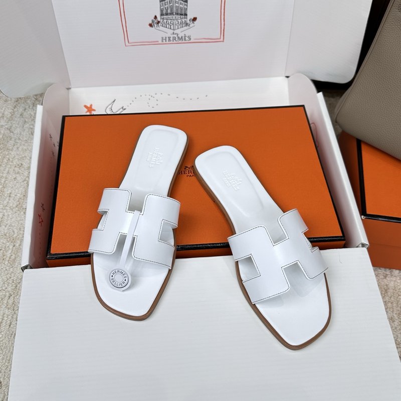 에르메스 H 슬리퍼 오란 샌들 시리즈 001-182249