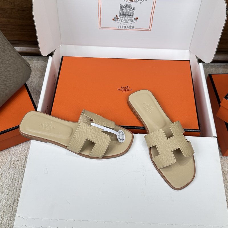 에르메스 H 슬리퍼 오란 샌들 시리즈 001-182279