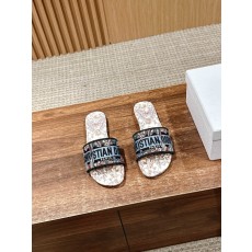 디올 봄여름 신상 자수 가죽 슬리퍼 001-182407