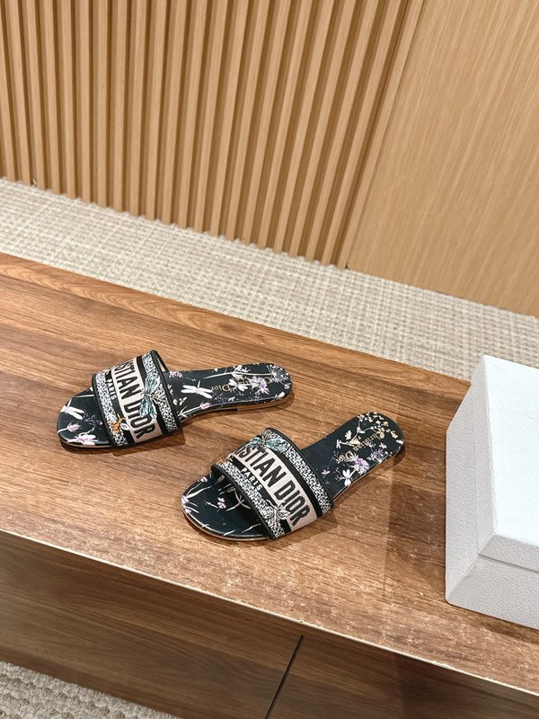 디올春夏新상 자수 가죽 슬리퍼 001-182412