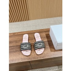 디올 봄여름 신상 자수 가죽 슬리퍼 001-182418