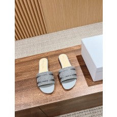 디올 봄여름 신상 자수 가죽 슬리퍼 001-182422