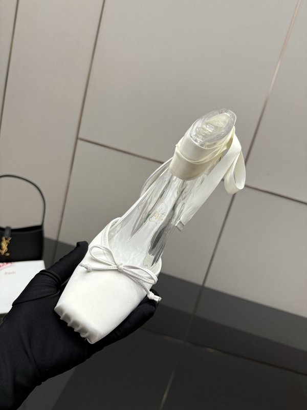 스퀘어 토 스트랩 라인스톤 레드솔 하이힐 001-182439