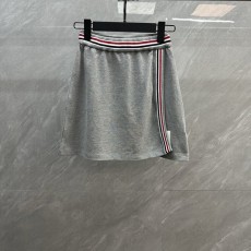 톰브라운 컬러 스트라이프 A 라인 미니스커트 001-182595