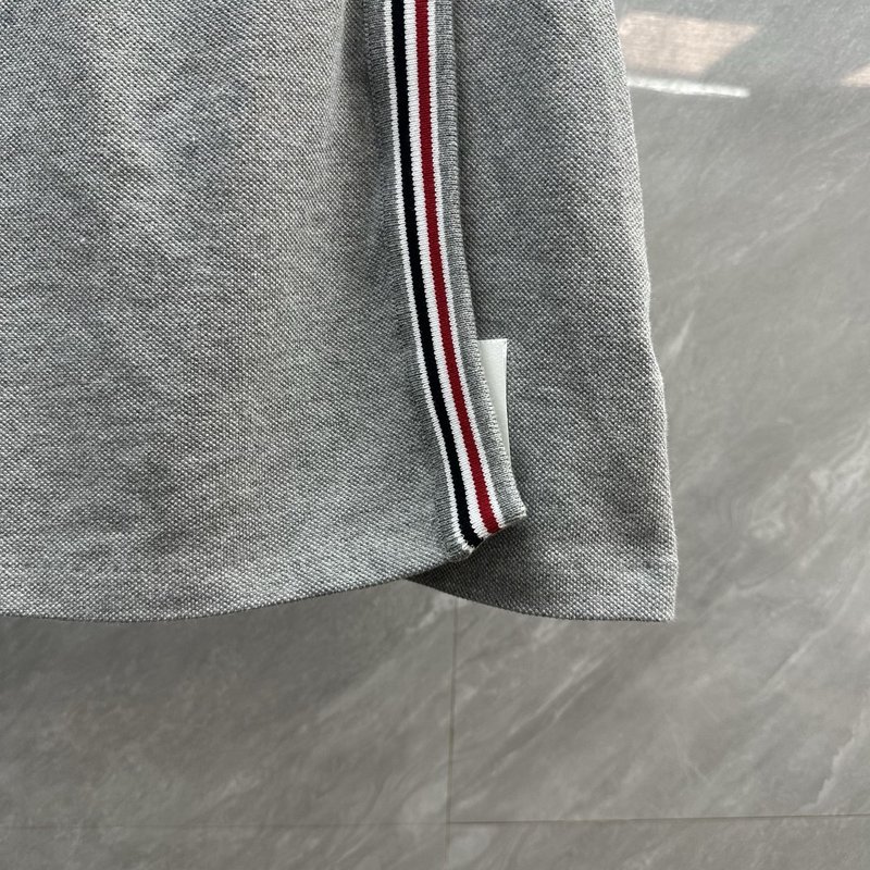 톰브라운 컬러 스트라이프 A 라인 미니스커트 001-182595