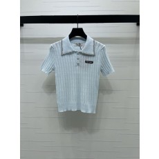 미우미우 다이아몬드 장식 칼라 니트 반팔 001-182640