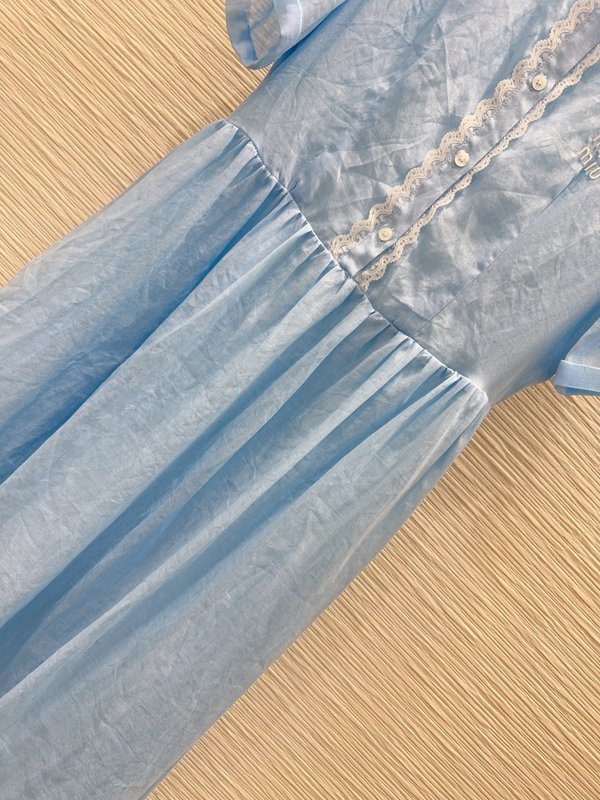 미우미우 블루 스트라이프 원피스 001-182748