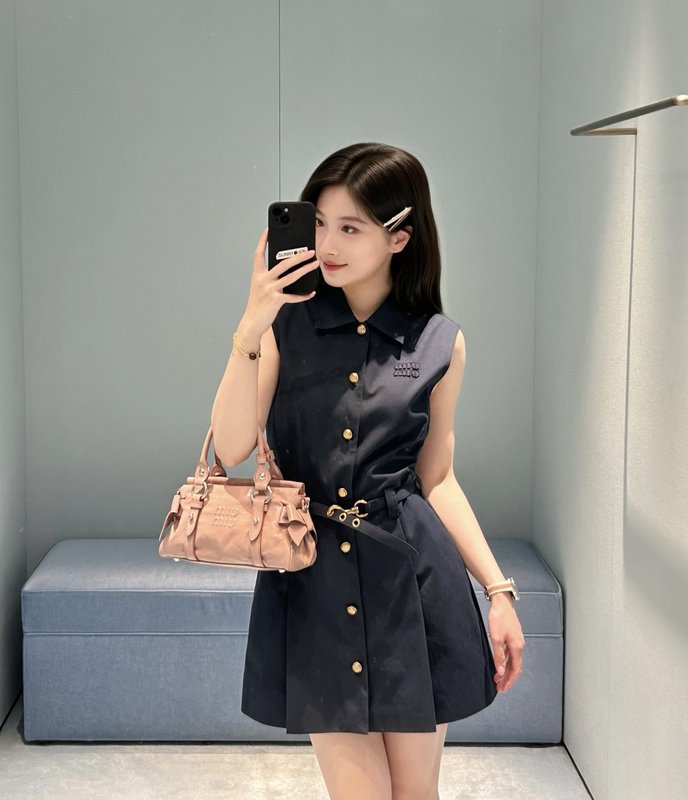 미우미우 스타일 네이비 민소매 셔츠 원피스 001-182765