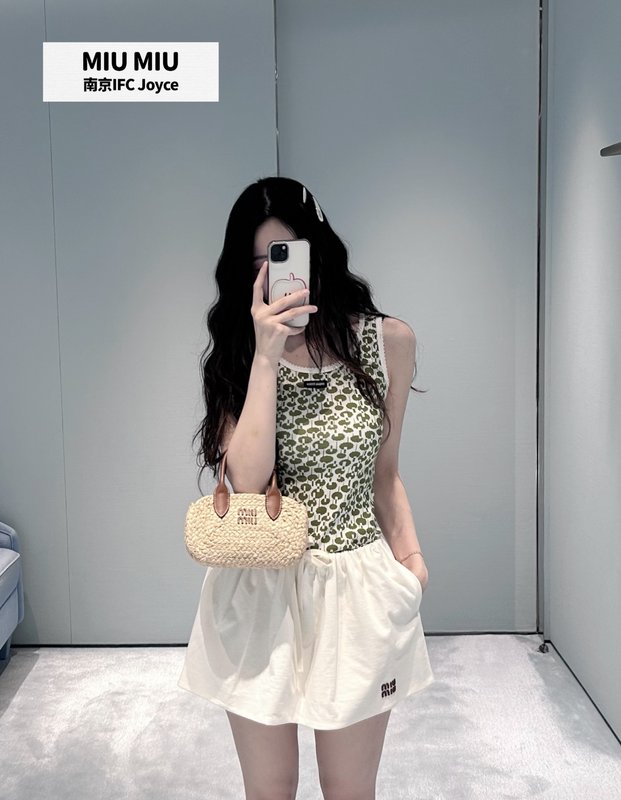 미우미우 그린 프린트 라운드넥 조끼 001-182776