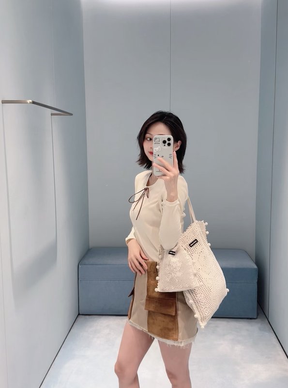 미우미우 베이지색 와플 니트 001-182832