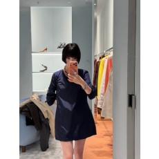 미우미우 여름 광택 롱슬리브 원피스 001-182845