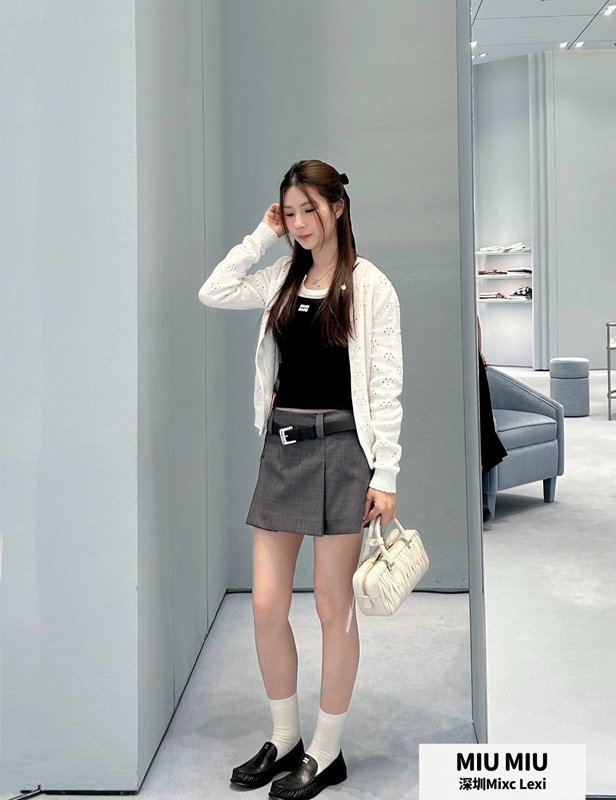 미우미우 울 혼방 플리츠 스커트 001-182846