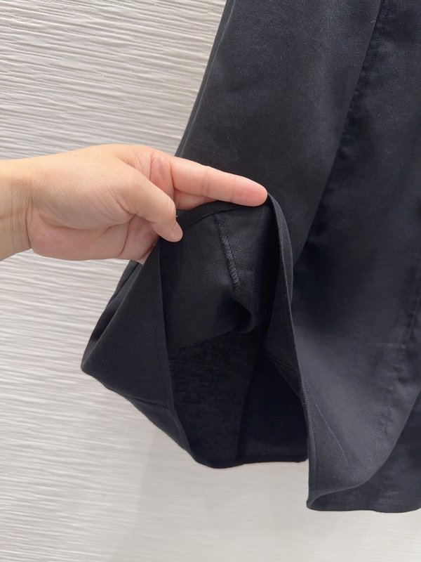 미우미우 커스텀 원단 입체 컷팅 스커트 001-182872