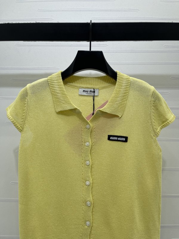 미우미우 칼라 니트 반팔 가디건 001-182885