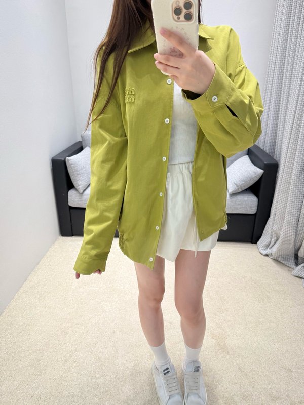 라이트 블루 칼라 지퍼 재킷 아우터 001-182905