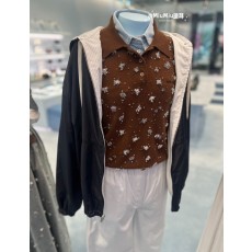 미우미우 다이아몬드 장식 갈색 폴로 니트 가디건 001-182946