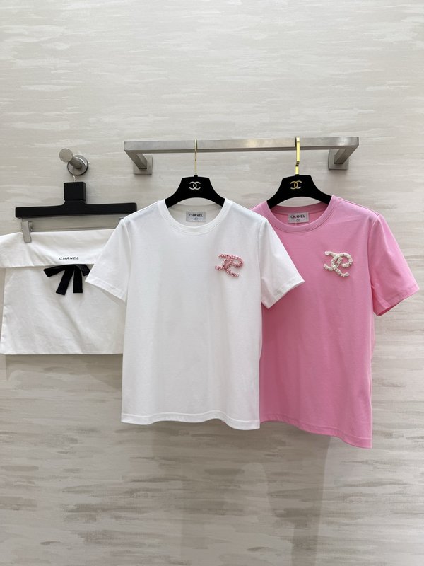 샤넬 진주 장식 반팔 티셔츠 001-183058