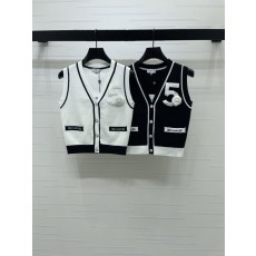 샤넬 V 넥 스트라이프 니트 조끼 001-183187
