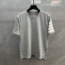 톰브라운 클래식 4 바 스트라이프 라운드 티셔츠 001-183262