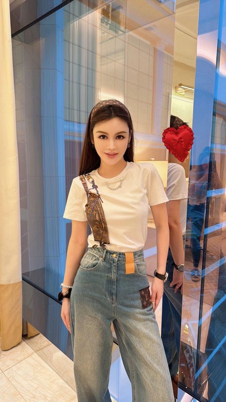 루이비통 체커보드 백팩 프린트 반팔 티셔츠 001-183316