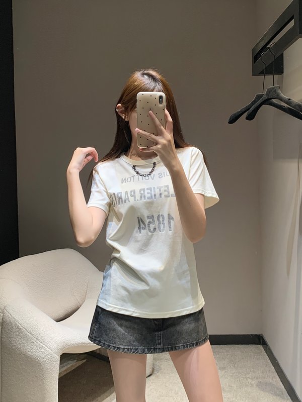 루이비통 레터 프린트 체인 라운드 티셔츠 001-183317