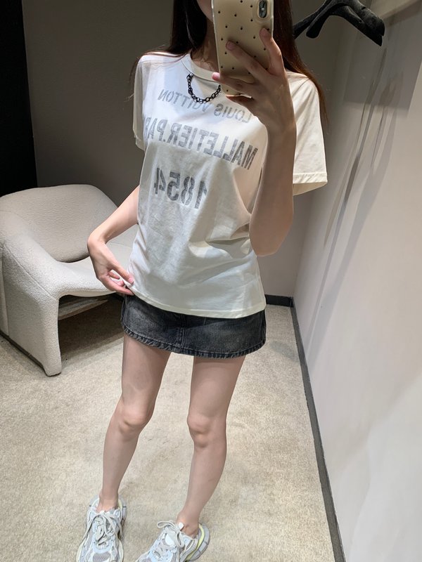 루이비통 레터 프린트 체인 라운드 티셔츠 001-183317