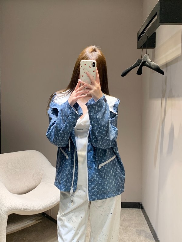 루이비통 모노그램 프린트 후드 트렌치 코트 001-183318