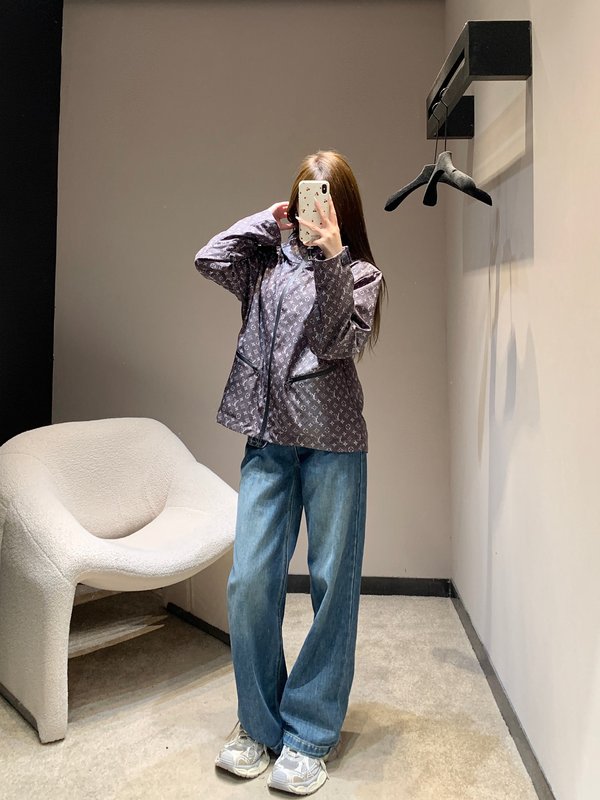 루이비통 모노그램 프린트 후드 트렌치 코트 001-183319