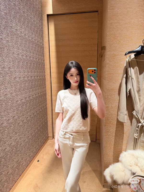 루이비통 봄여름 자카드 반팔 티셔츠 001-183337