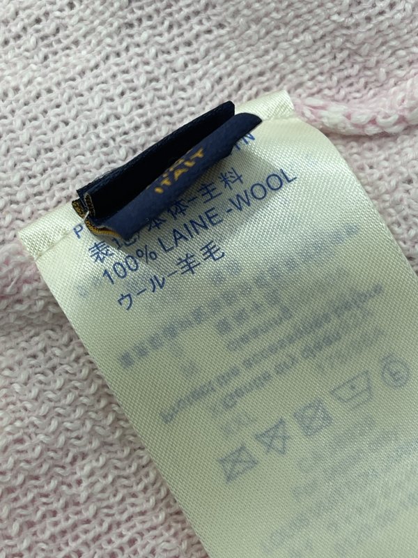 루이비통 라운드 니트 반팔 티셔츠 001-183348