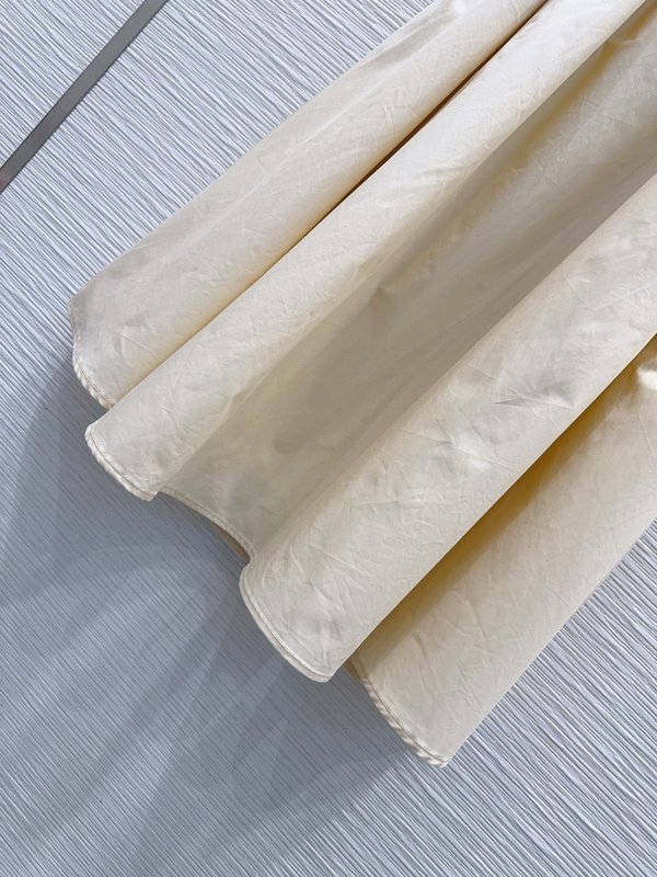 루이비통 스탠딩 컷팅 스커트 001-183373