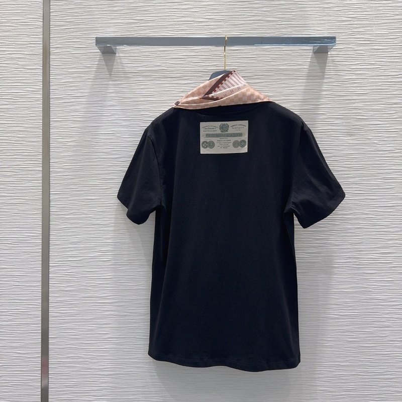 루이비통 여성 심플 라운드넥 반팔 티셔츠 001-183383