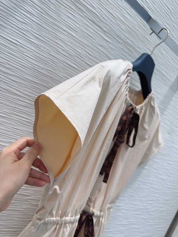 루이비통 클래식 디자인 원피스 001-183417