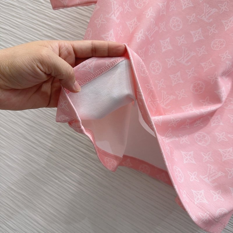 루이비통 여성 핑크 숏 티셔츠 001-183568