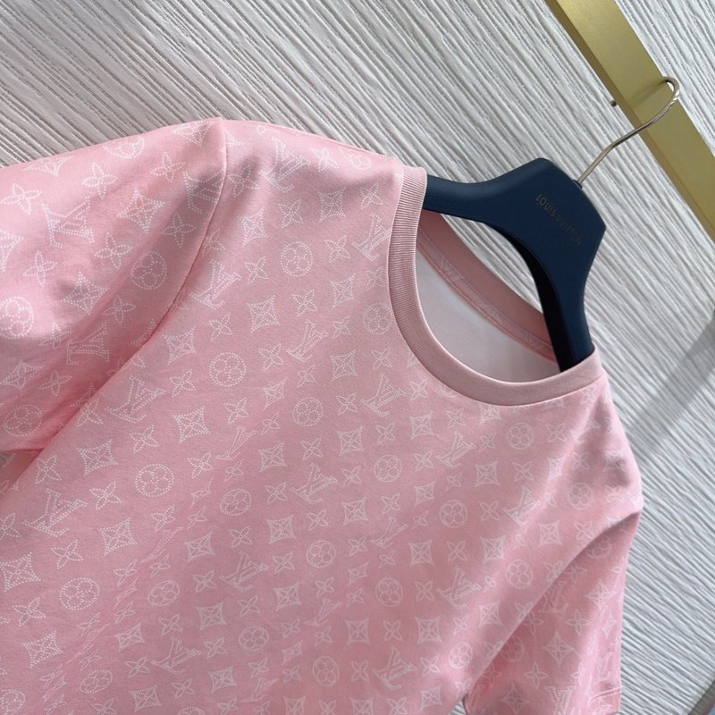 루이비통 여성 핑크 숏 티셔츠 001-183568
