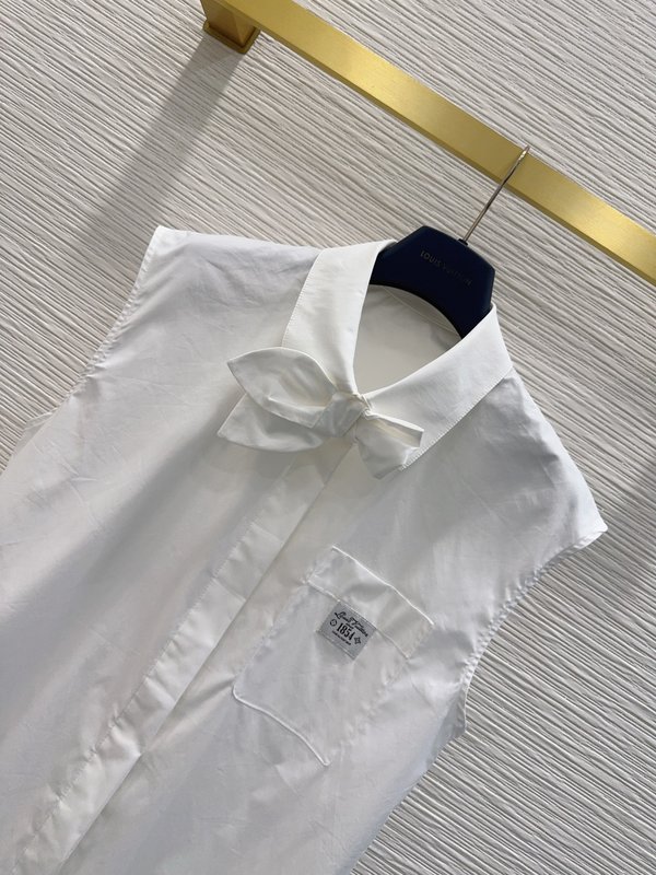 루이비통 스테레오 커팅 베스트 셔츠 001-183570