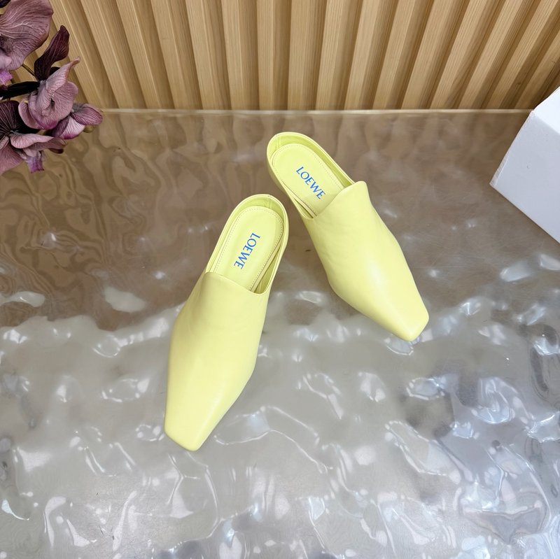로에베 뉴 뮬 하프슬리퍼 캣힐 샌들 001-183633