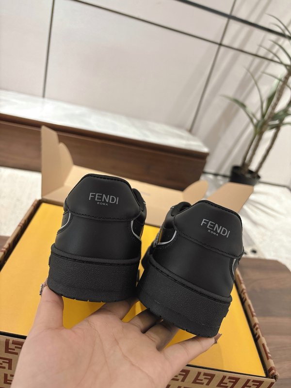 페디 커플 레트로 캐주얼 운동화 001-183714