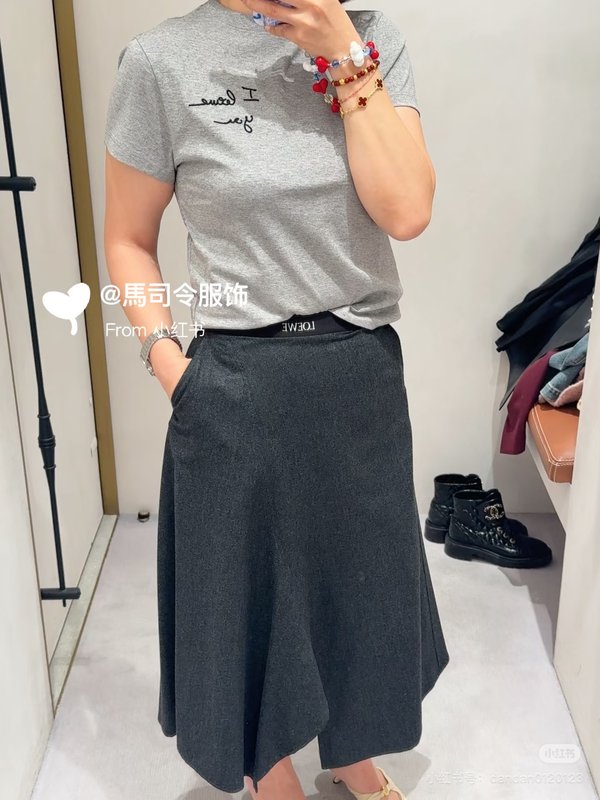 로에베 자수 라운드넥 반팔 티셔츠 001-183882