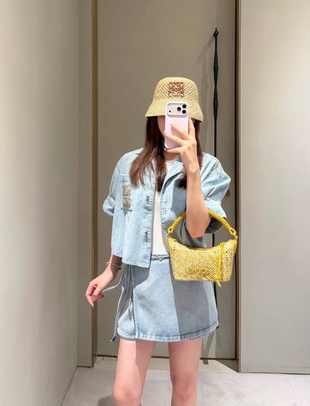 로에베 컬러블록 로고 자수 데님 셔츠 001-183966