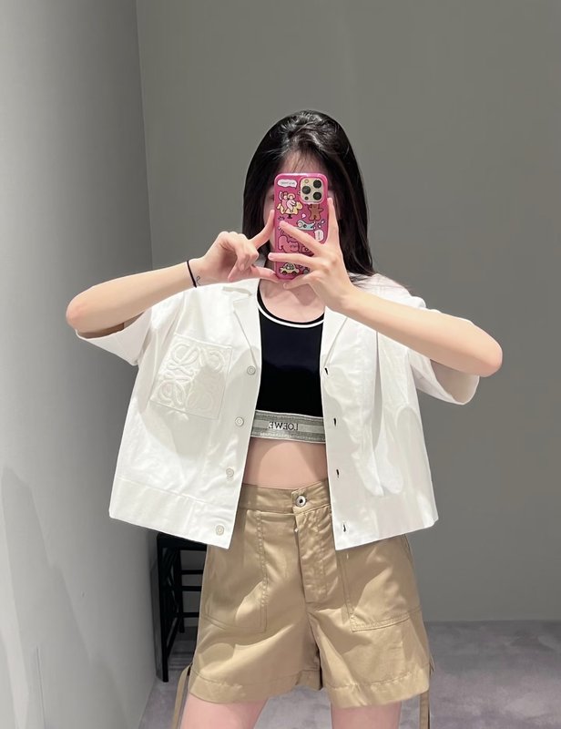 로에베 반팔 셔츠 작은 칼라 싱글 브레스티드 001-184056