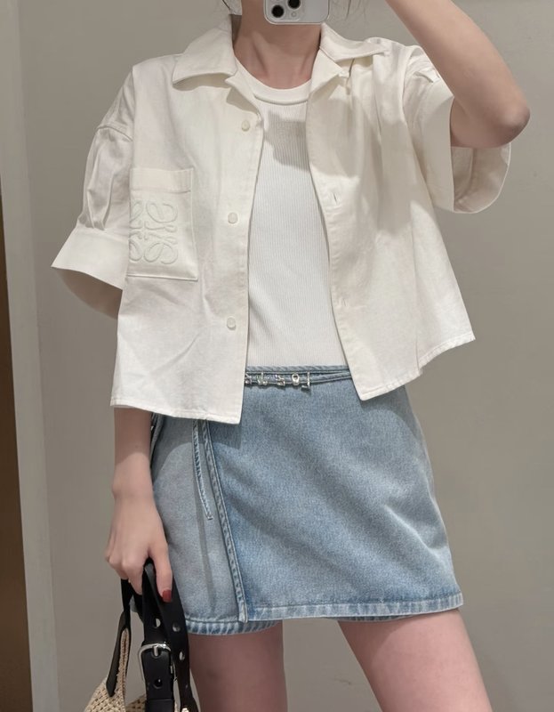 로에베 반팔 셔츠 작은 칼라 싱글 브레스티드 001-184056