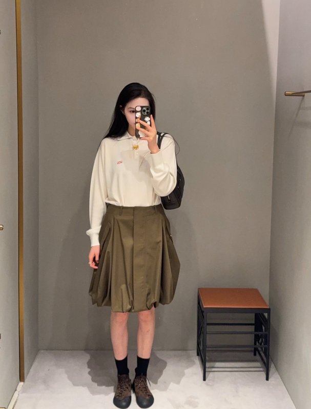 로에베 올리브그린 불규칙 버블 스커트 001-184061
