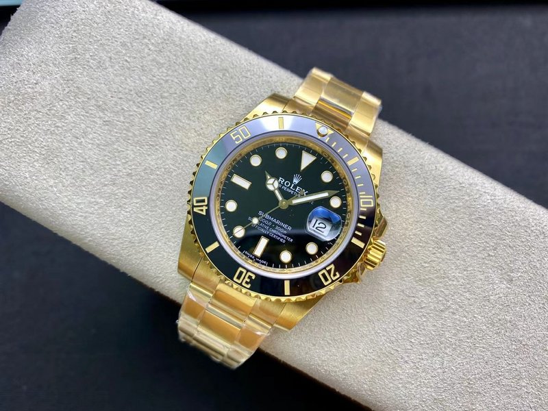롤렉스 서브마리너 18K 골드 블랙 워치 001-184682