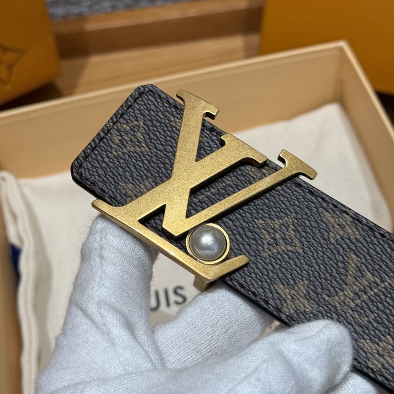 LV 이니셜 펄 양면 벨트 001-185269