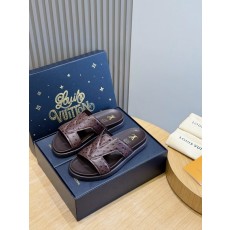 LV 오아시스 스웨이드 레더 샌들 남성용 001-185355