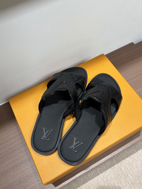 LV 남성 오스트리치 엠보 슬리퍼 001-185362