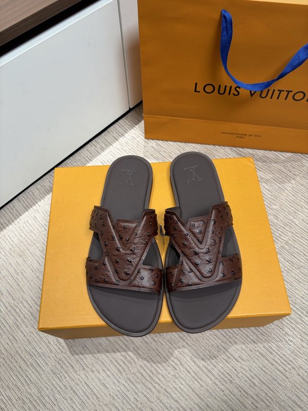 LV 남성 오스트레치 엠보 슬라이드 001-185365