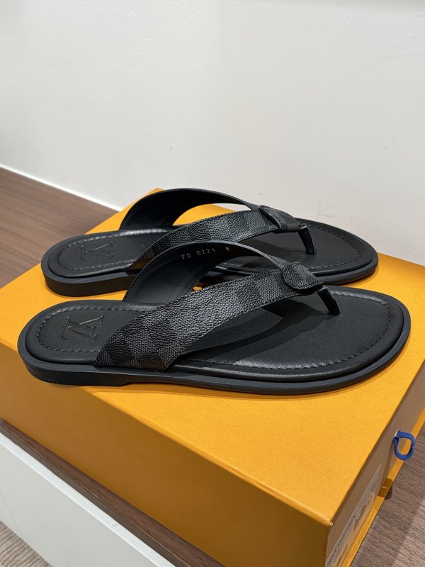 LV 남성 클래식 엠보슬리퍼 001-185368